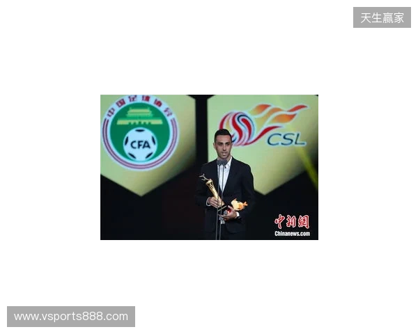 本赛季最佳裁判、最佳助理裁判评选出炉!马宁:祝贺大家